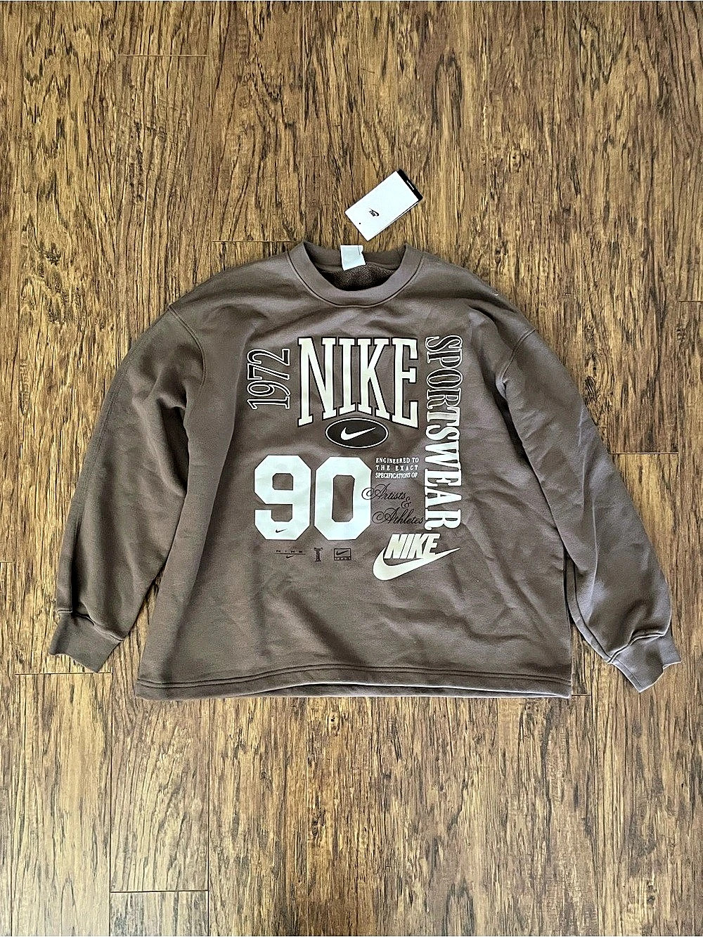 Nike Graphic Sweatshirt Brown